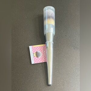 It Brushes for ULTA | 225 | Complexion Powder Brush